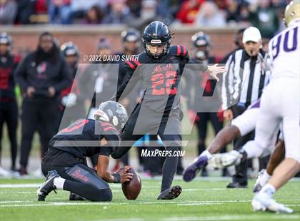 Thumbnail 2 in Christian Brothers vs. Lee's Summit North (MSHSAA Class 6 Championship) photogallery.