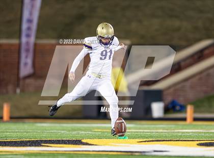 Thumbnail 3 in Christian Brothers vs. Lee's Summit North (MSHSAA Class 6 Championship) photogallery.