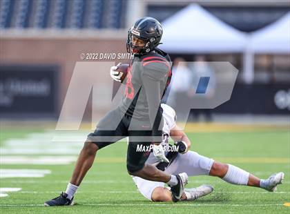 Thumbnail 2 in Christian Brothers vs. Lee's Summit North (MSHSAA Class 6 Championship) photogallery.
