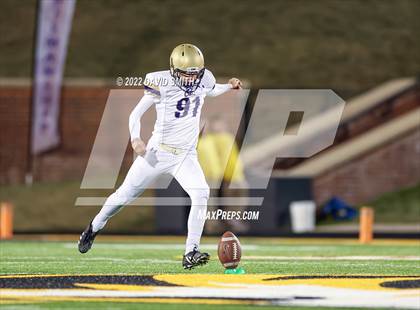 Thumbnail 2 in Christian Brothers vs. Lee's Summit North (MSHSAA Class 6 Championship) photogallery.