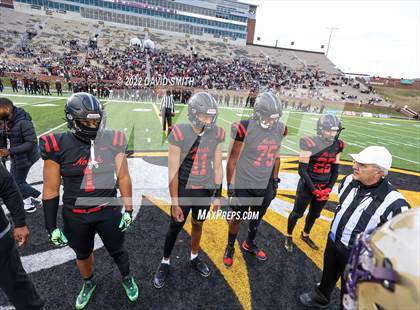 Thumbnail 1 in Christian Brothers vs. Lee's Summit North (MSHSAA Class 6 Championship) photogallery.