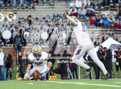 Thumbnail 3 in Christian Brothers vs. Lee's Summit North (MSHSAA Class 6 Championship) photogallery.