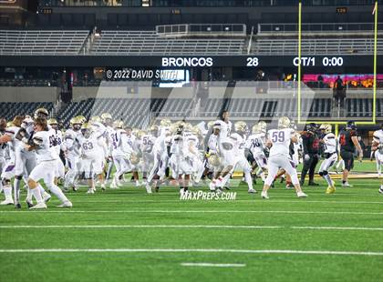 Thumbnail 2 in Christian Brothers vs. Lee's Summit North (MSHSAA Class 6 Championship) photogallery.
