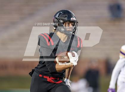 Thumbnail 1 in Christian Brothers vs. Lee's Summit North (MSHSAA Class 6 Championship) photogallery.