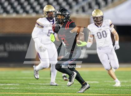 Thumbnail 2 in Christian Brothers vs. Lee's Summit North (MSHSAA Class 6 Championship) photogallery.