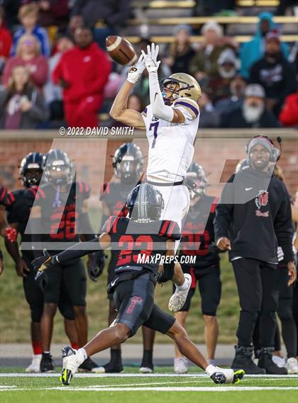 Thumbnail 1 in Christian Brothers vs. Lee's Summit North (MSHSAA Class 6 Championship) photogallery.