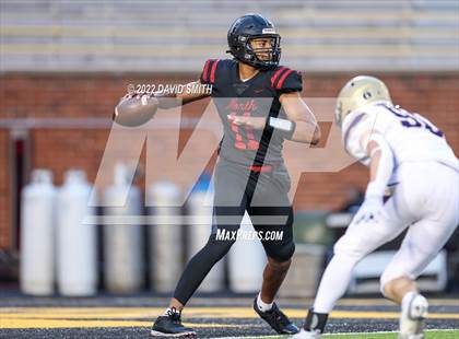 Thumbnail 3 in Christian Brothers vs. Lee's Summit North (MSHSAA Class 6 Championship) photogallery.