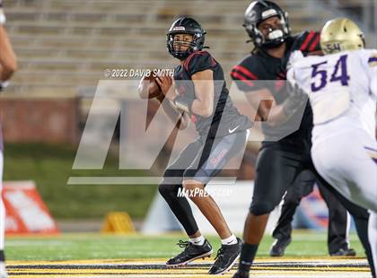 Thumbnail 3 in Christian Brothers vs. Lee's Summit North (MSHSAA Class 6 Championship) photogallery.