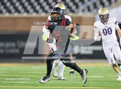 Thumbnail 3 in Christian Brothers vs. Lee's Summit North (MSHSAA Class 6 Championship) photogallery.
