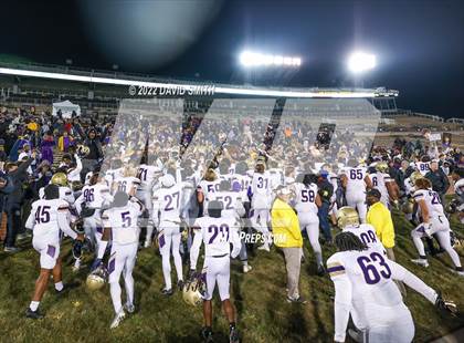 Thumbnail 1 in Christian Brothers vs. Lee's Summit North (MSHSAA Class 6 Championship) photogallery.