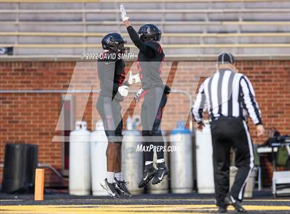 Thumbnail 2 in Christian Brothers vs. Lee's Summit North (MSHSAA Class 6 Championship) photogallery.