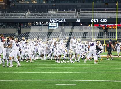 Thumbnail 3 in Christian Brothers vs. Lee's Summit North (MSHSAA Class 6 Championship) photogallery.
