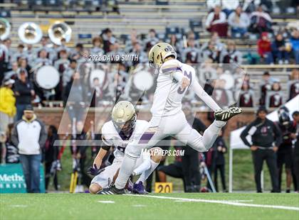 Thumbnail 3 in Christian Brothers vs. Lee's Summit North (MSHSAA Class 6 Championship) photogallery.