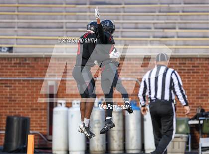 Thumbnail 1 in Christian Brothers vs. Lee's Summit North (MSHSAA Class 6 Championship) photogallery.