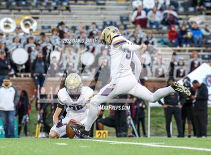 Thumbnail 1 in Christian Brothers vs. Lee's Summit North (MSHSAA Class 6 Championship) photogallery.