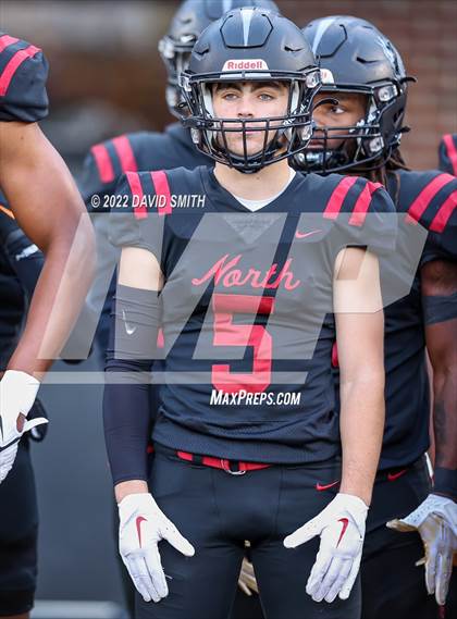 Thumbnail 2 in Christian Brothers vs. Lee's Summit North (MSHSAA Class 6 Championship) photogallery.