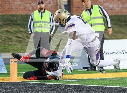 Thumbnail 1 in Christian Brothers vs. Lee's Summit North (MSHSAA Class 6 Championship) photogallery.