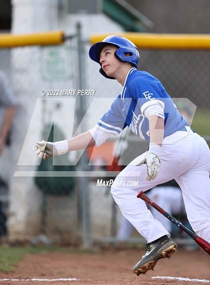 Thumbnail 2 in Ellwood City @ Riverside photogallery.