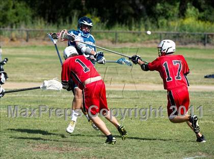Thumbnail 1 in Dunn @ Laguna Blanca photogallery.