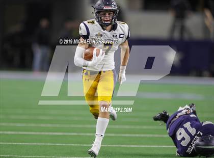 Thumbnail 1 in Highland Park vs. Lone Star (UIL 5A Regional Playoff) photogallery.