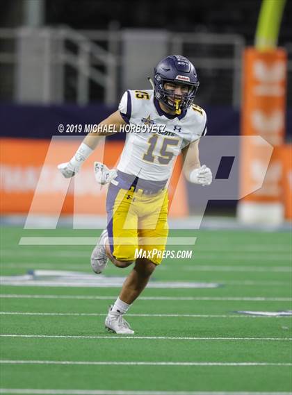 Thumbnail 1 in Highland Park vs. Lone Star (UIL 5A Regional Playoff) photogallery.
