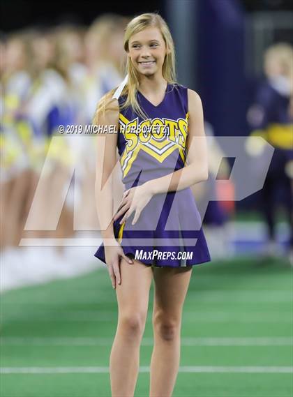 Thumbnail 3 in Highland Park vs. Lone Star (UIL 5A Regional Playoff) photogallery.