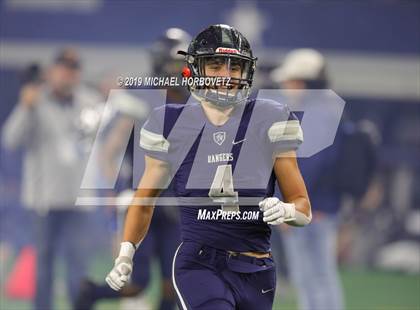 Thumbnail 1 in Highland Park vs. Lone Star (UIL 5A Regional Playoff) photogallery.