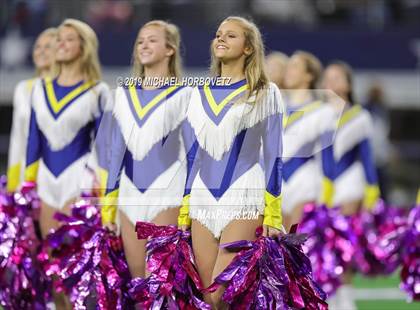 Thumbnail 3 in Highland Park vs. Lone Star (UIL 5A Regional Playoff) photogallery.