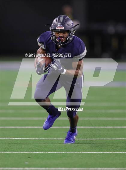 Thumbnail 3 in Highland Park vs. Lone Star (UIL 5A Regional Playoff) photogallery.