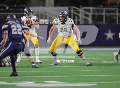 Thumbnail 3 in Highland Park vs. Lone Star (UIL 5A Regional Playoff) photogallery.