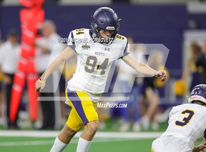 Thumbnail 1 in Highland Park vs. Lone Star (UIL 5A Regional Playoff) photogallery.
