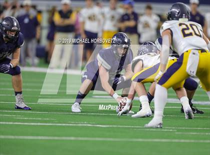 Thumbnail 2 in Highland Park vs. Lone Star (UIL 5A Regional Playoff) photogallery.