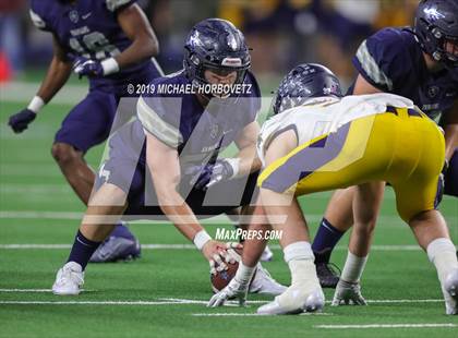 Thumbnail 1 in Highland Park vs. Lone Star (UIL 5A Regional Playoff) photogallery.