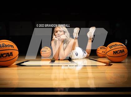 Thumbnail 2 in Jemison (Team & Individual) photogallery.