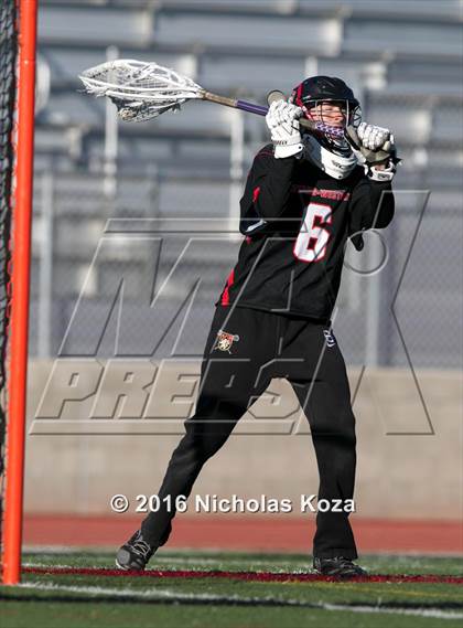 Thumbnail 2 in Harvard-Westlake vs. Palos Verdes photogallery.