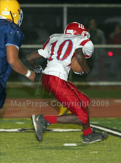 Thumbnail 1 in Mira Loma @ River City photogallery.