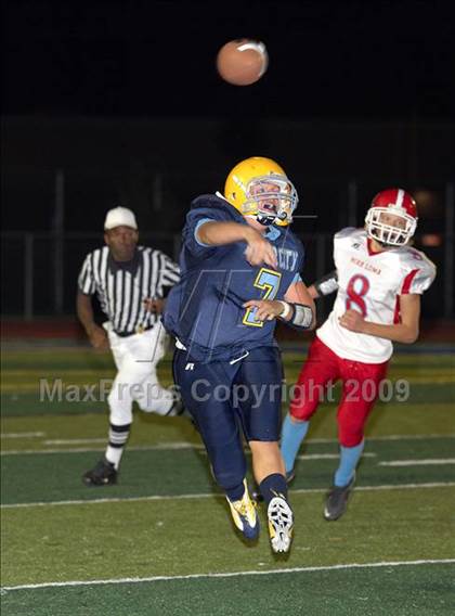 Thumbnail 3 in Mira Loma @ River City photogallery.