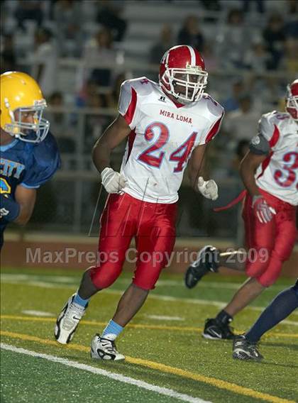 Thumbnail 1 in Mira Loma @ River City photogallery.