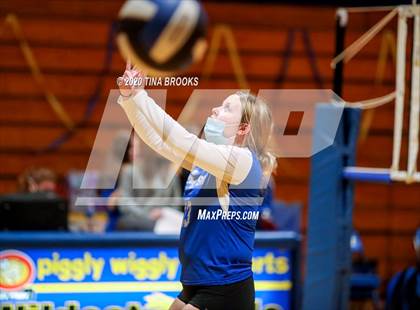 Thumbnail 1 in Heide Trask @ Richlands photogallery.