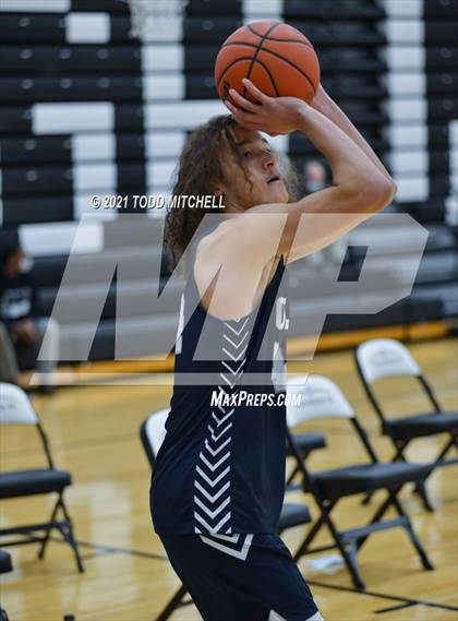 Thumbnail 3 in Solon @ Harding photogallery.