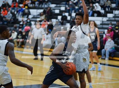 Thumbnail 1 in Solon @ Harding photogallery.