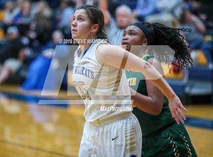 Thumbnail 2 in Gallatin @ Wilson Central photogallery.