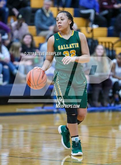 Thumbnail 2 in Gallatin @ Wilson Central photogallery.