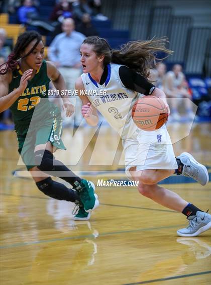Thumbnail 3 in Gallatin @ Wilson Central photogallery.