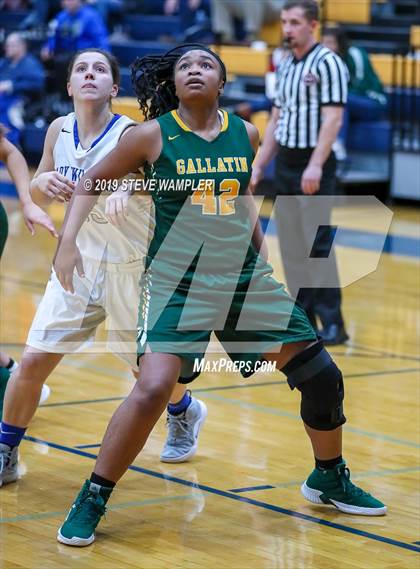Thumbnail 3 in Gallatin @ Wilson Central photogallery.