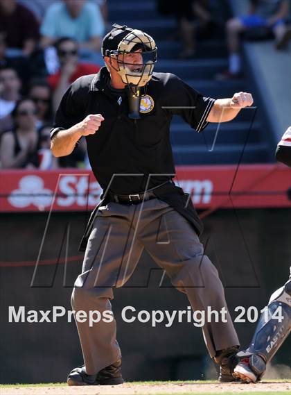 Thumbnail 2 in Segerstrom vs. Orange photogallery.