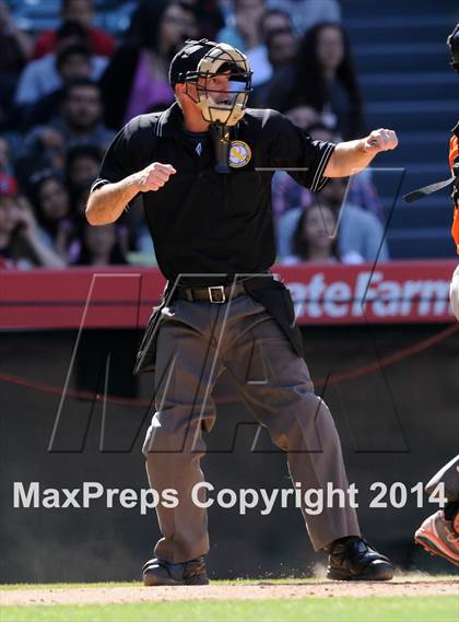 Thumbnail 2 in Segerstrom vs. Orange photogallery.