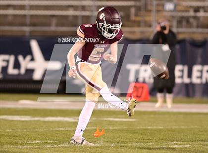 Thumbnail 3 in Sheehan vs. Killingly (CIAC Class SS Final) photogallery.