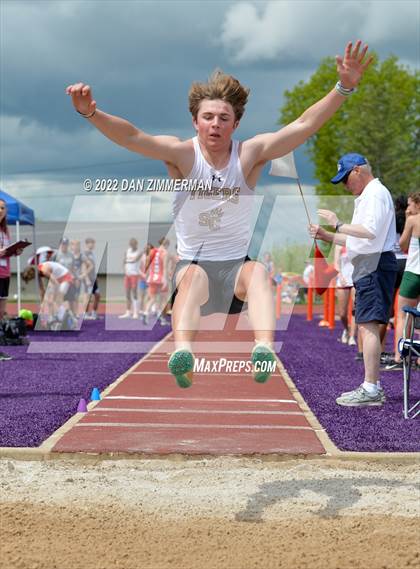 Thumbnail 2 in PHAC Boys Track and Field Championships photogallery.