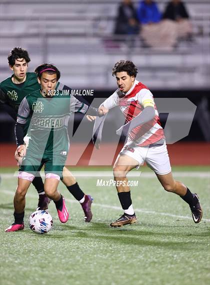 Thumbnail 1 in American @ Moreau Catholic photogallery.
